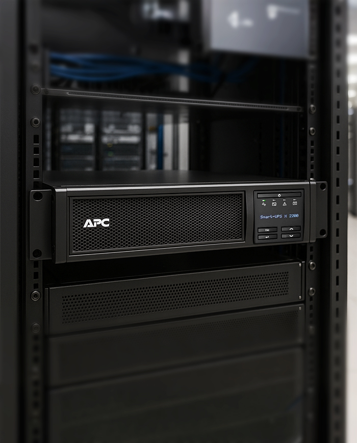 APC Smart-UPS X, 2200VA (SMX2200RMHV2U)